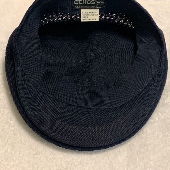 Men’s Cap - Picture 3 of 3